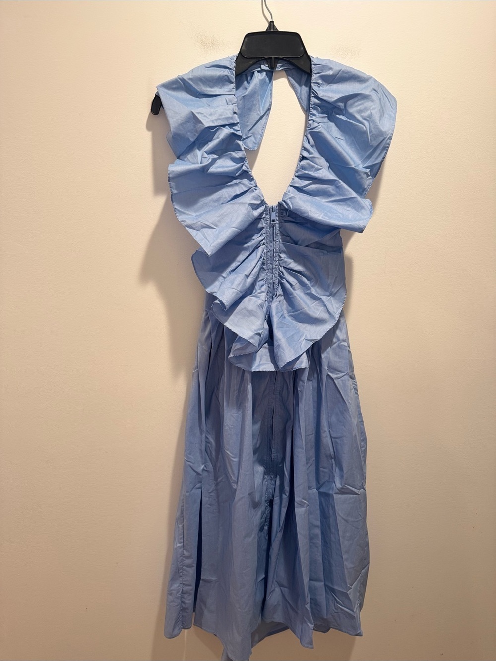 Boho Chic NWT Blue Ruffled Open-Back Midi Dress